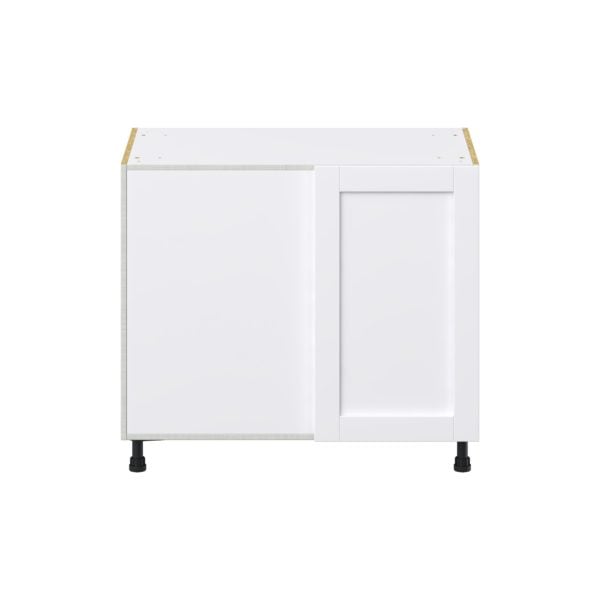 Dahlia Bright White Shaker Assembled Premium Left Pullout Blind Base Kitchen Cabinet (39 in.W x 34.5 in.H x 24 in. D)